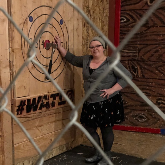 Meet your Posher, Hila - Picture 1 of 1